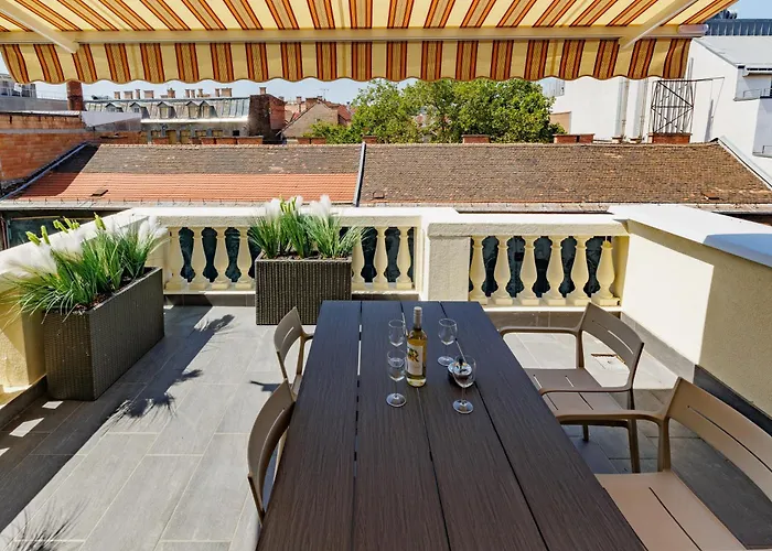 Klauzal Rooftop * Budapest