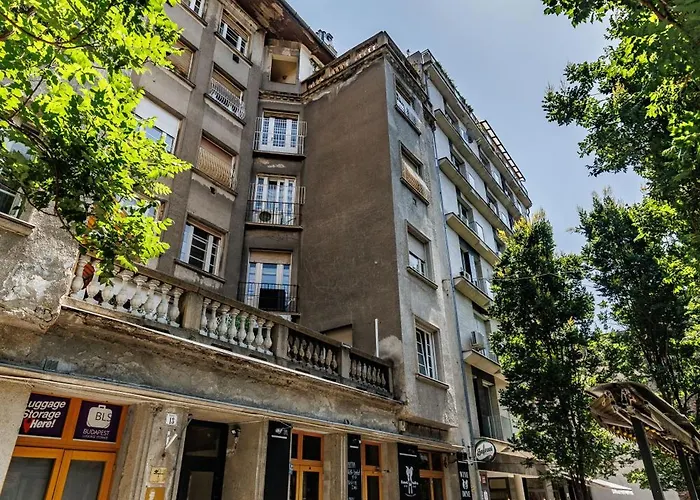 Klauzal Rooftop * Budapest