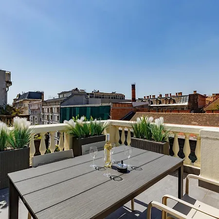 Klauzal Rooftop Apartmán