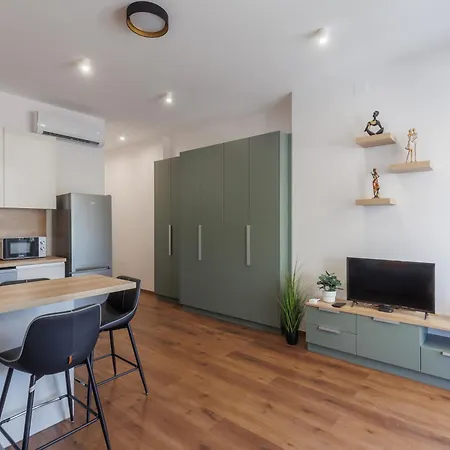 Apartman Klauzal Rooftop *